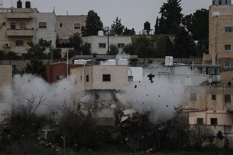 Regional Powers Navigate Complex West Bank Crisis